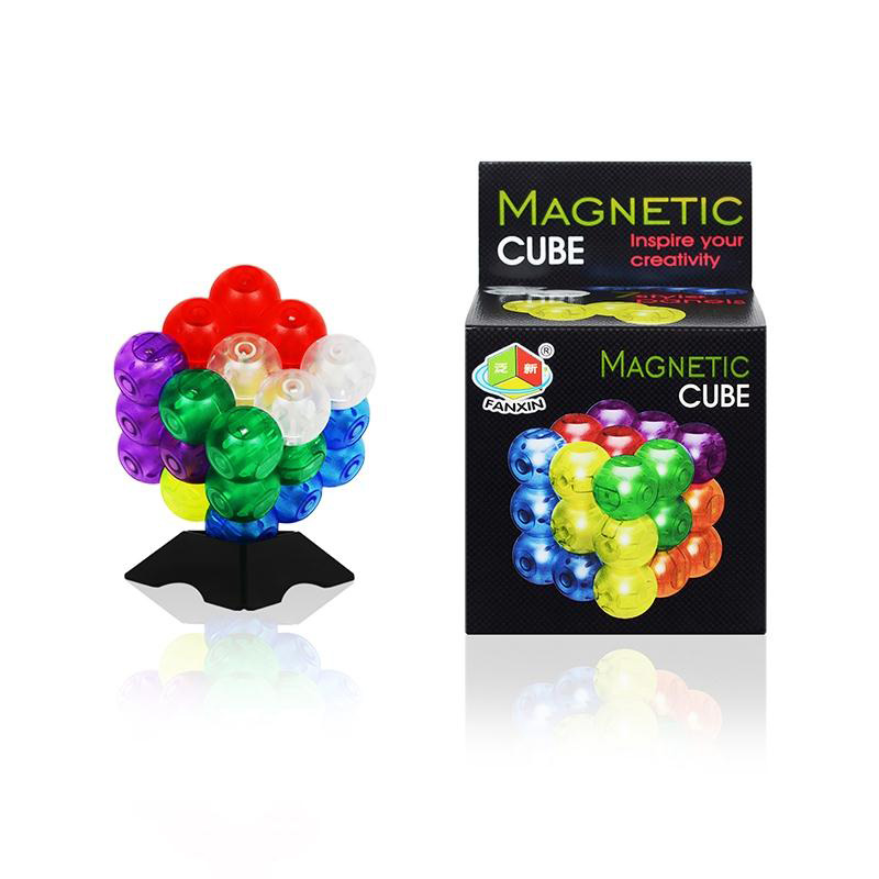 IQ puzzle - Magnetic Cube, rund thumbnail