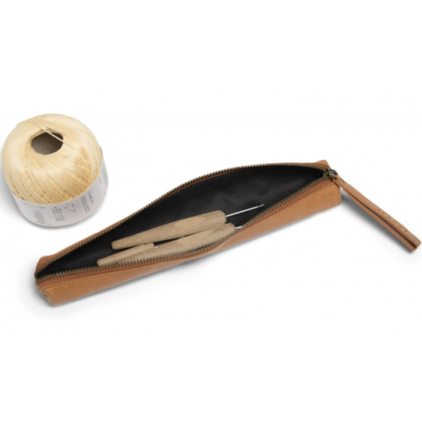 Muud Hee XL Etui f&ouml;r Virknlar/Pennfodral - L&auml;der, Svart