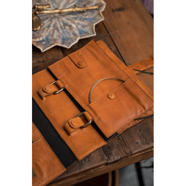 Muud Carita A Tillbeh&ouml;r till Etui - L&auml;der, Whisky