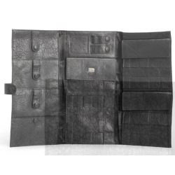 Muud Lucy Etui f&ouml;r Stickor - L&auml;der, Svart