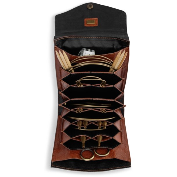 Muud Betina Etui f&ouml;r Stickor - L&auml;der, Rich Brown