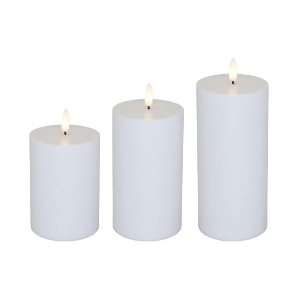 Cozzy outdoor pillar candle, 3D flame, white, 3 pack incl. remote control