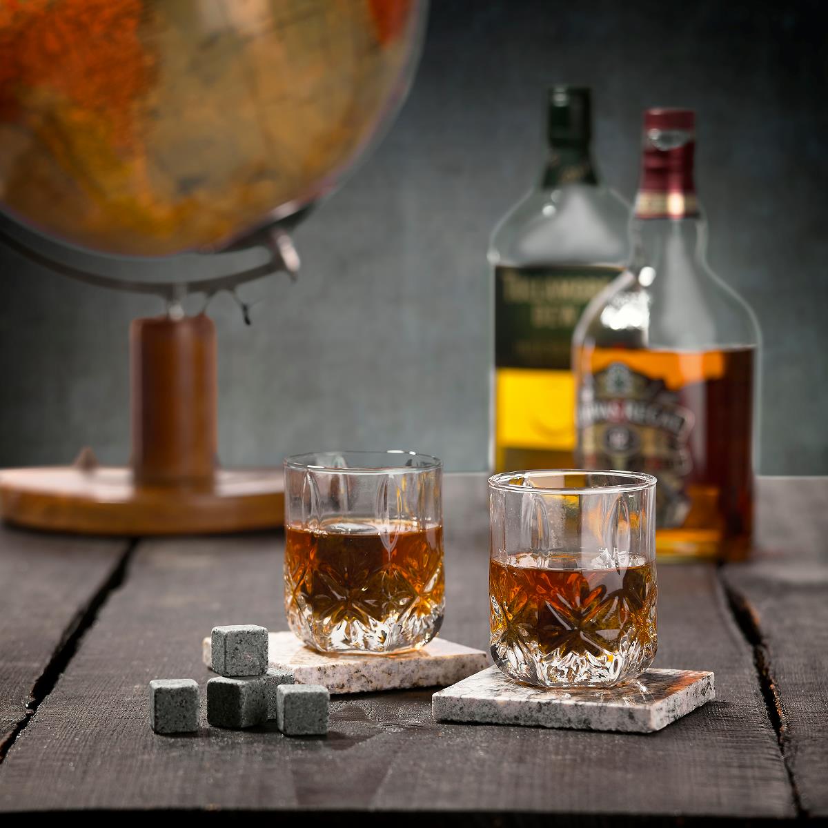 Whisky sten, gaveæske á 9 stk, granit, grå SERO Tilbehør & gadgets - Randomshop